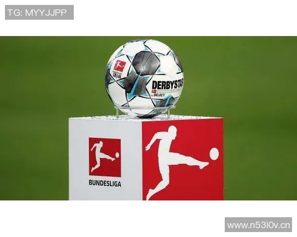 国际米兰与拿坡里激战正酣比分悬念迭起引发球迷热议